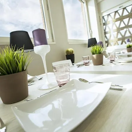 Sleeps 12 Pool Air Con Wifi * Cortona