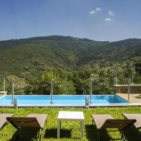 Sleeps 12 Pool Air Con Wifi *